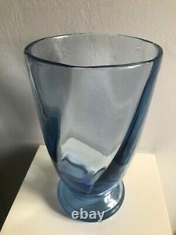 1930s ART DECO BLOWN OPTICAL GLASS VASE