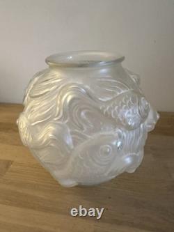 Beautiful Art deco, 1920s Czechoslovakia Glass Fish Vase
