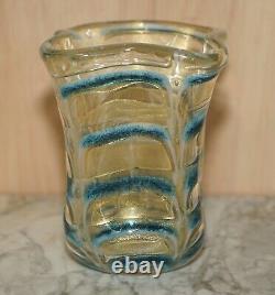 Beautiful Decorative Custom Made Decorative Glass Vase With Crimped Design