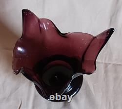 Bischoff Mid-Century Modern Handblown Amethyst Footed Art Glass Vase (1922-1963)