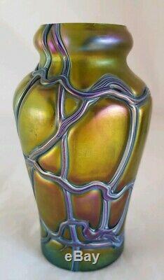 Bohemian Iridescent glass vase. Art nouveau period. By Pallme könig & Habel