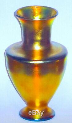 Classical L. C. Tiffany Gold Favrile Art Glass Iridescent Vase withGreat Color