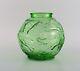 Edvin Ollers (1888-1959), Elme. Round Art Deco Vase In Green Pressed Art Glass