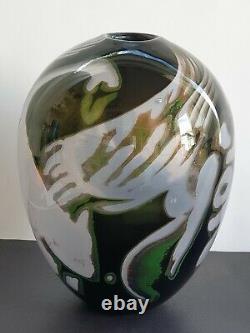 Eva Englund Graal Swan Vase 1986. Orrefors. Swedish Art Glass