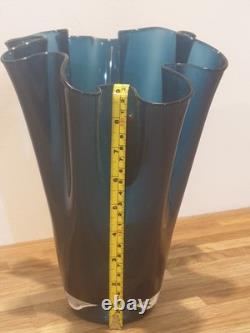 Exquisite Vintage Fluted Blue Glass Vase Perfect Condition 25cm Tall