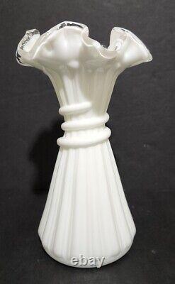 Fenton Wheat Vase Milk Glass White Silvercrest MINT 7 1/2