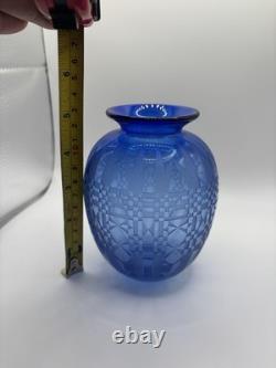 Gary Genetti Signed Cobalt Blue Etched Art Glass Vase Geometric Studio Glass 5