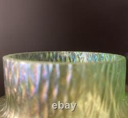 Kralik Sohn Martelé Art Nouveau Iridescent Uranium Green Glass Vase c1910-1920