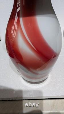 Large 15 Stunning Red White Black, Art Glass Vase vgc Free P&P