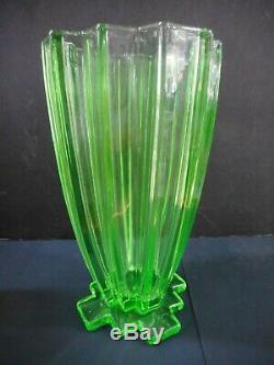 Large Art Deco Green Vaseline / Uranium Glass Vase