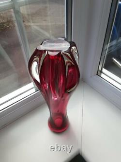 Large vintage Czech Chribska ruby art glass vase designed by Josef Hospodka