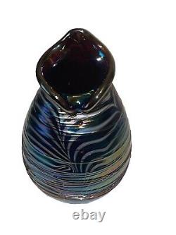 Late Terry Crider 1984 Vintage Art Glass Iridescent Purple Vase Signed Threaded