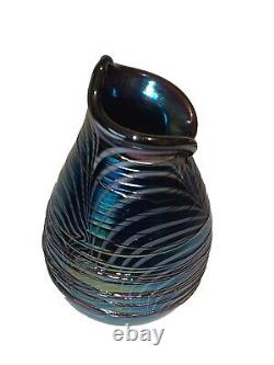 Late Terry Crider 1984 Vintage Art Glass Iridescent Purple Vase Signed Threaded