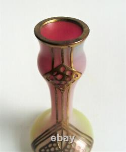 Loetz Kralik Austria Overlay Pink Opalescent Uranium Art Nouveau Glass Vase 1900