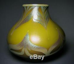 MYSTERY Iridescent Art Glass Vase Tiffany Studios Steuben Quezal Nash Kew Blas
