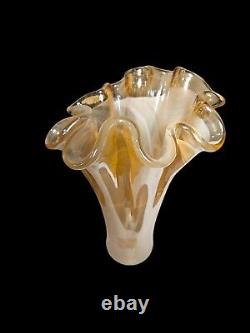 Murano Vetro Eseguito Segundo Art Glass Ruffled VaseGold & Cream Italy16