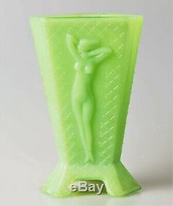 Nice Vintage McKee Glass Jadite/Jadeite Art Deco Nude Lady Woman Vase