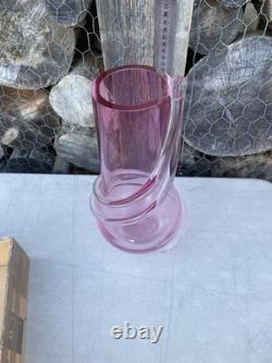 Pink W Ribbed Spiral Art Glass Vase Mid Century Modern