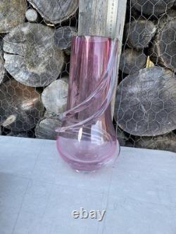 Pink W Ribbed Spiral Art Glass Vase Mid Century Modern