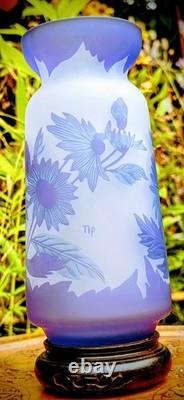 RARE Emerico Montesy Galle Tip Art Glass Vase 8.5 x 4 Inches