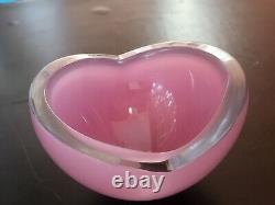 Rare Mid-Century Kaj Franck For Iittala Hauen Leuat Pink Art Glass Vase Signed