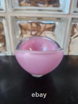 Rare Mid-Century Kaj Franck For Iittala Hauen Leuat Pink Art Glass Vase Signed