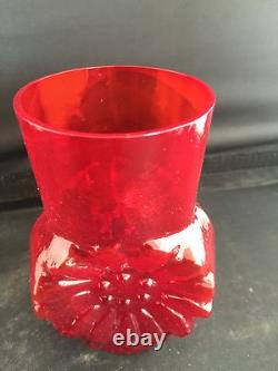 Rare Mid Century Modern 1960s British Art Glass Flame Red Daisy Vase MINT