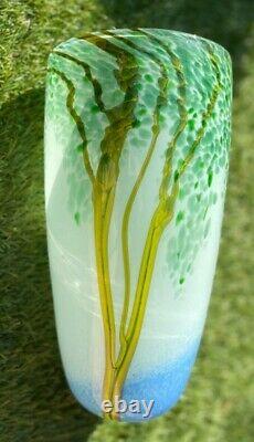 Siddy Langley Woodland pattern British studio art glass vase dated 2002- 27 cm