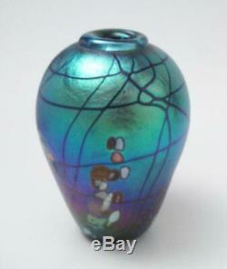 Signed Colin Heaney Iridescent Australian Studio Art Glass Vase Cbhg 1990