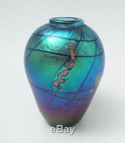 Signed Colin Heaney Iridescent Australian Studio Art Glass Vase Cbhg 1990
