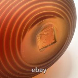 Signed Denizen Robert Wynne Peacock Red Art Glass Vase Handblown Pictorial Mark