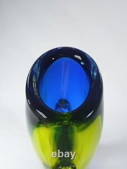 Signed Erika Höglund Maleras 4812 Liquid Vase Sweden Labeled & Mint Condition