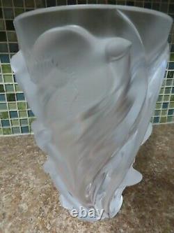 Signed Lalique Martinets Art Glass Frosted Crystal Vase Raised Birds 9.5 with Box