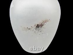 Signed Murano Cenedese Art Glass White Scavo Studio Bulbous Vase Antonio Da Ros