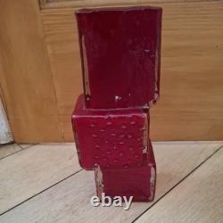 Similar to a Whitefriars Drunken Bricklayers vase in red