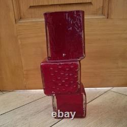 Similar to a Whitefriars Drunken Bricklayers vase in red