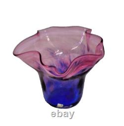 Stunning Decorative Steninge Slott Sweden Art Glass Vase Cranberry to Blue 17 cm