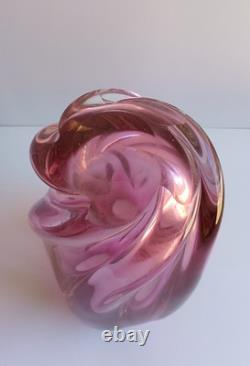Stunning vintage ombre pink twisted art glass sculptural vase hand blown