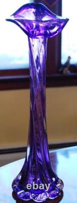 Superb 14.25 HAND BLOWN ART GLASS VASE Twisted CALLA LILY Purple & Clear SIGNED