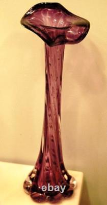 Superb 14.25 HAND BLOWN ART GLASS VASE Twisted CALLA LILY Purple & Clear SIGNED