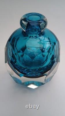 Superb British Studio Glass Facet Cut Diamond Perfume bottle Jane Charles Signed