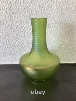 Trio of Bohemian, Art Nouveau, Iridescent Kralik Vases. Circa 1900. VGC