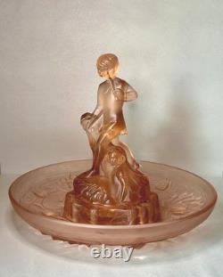 Vintage 30's Walther & Söhne Seerosen & Peter Pan Peach Glass Centrepiece Vase