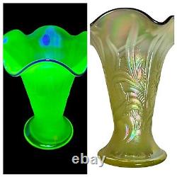 Vintage Fenton 2001 Topaz Opalescent # 6852 T8 Vase Vaseline Glass UV Glow 7x6