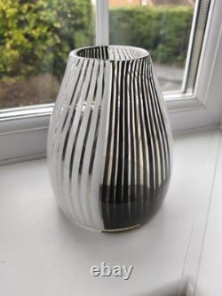 Vintage Murano Dino Martens Style Mezza Filigana Bianco Nero Art Glass Vase