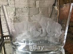 Vintage Scandinavian art glass Etched signed polarbear Vase style of Orrefors