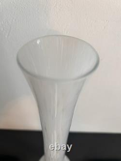 Vintage Tall Single Stem Lily Art Glass Vase Confetti Mottled White