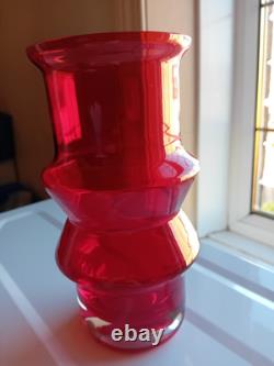 Vintage Tamara Aladin Red Art Glass Vase 7.5 inch tall approx 1960s Good Condit