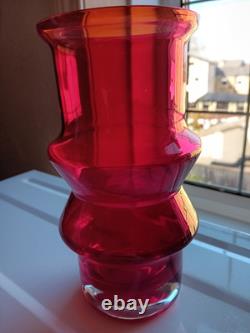 Vintage Tamara Aladin Red Art Glass Vase 7.5 inch tall approx 1960s Good Condit