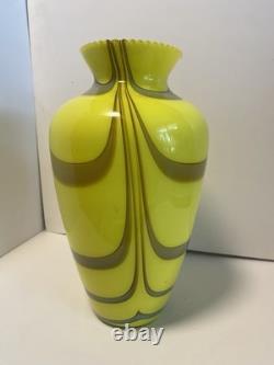 Yellow and grey striped Empoli glass vase by Vetreria Artigiana Sanminiatello